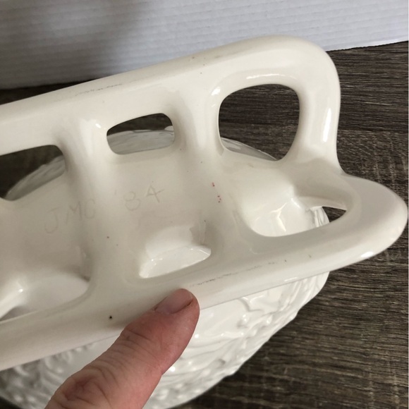 Vtg Ceramic Sleigh Planter - Picture 14 of 16